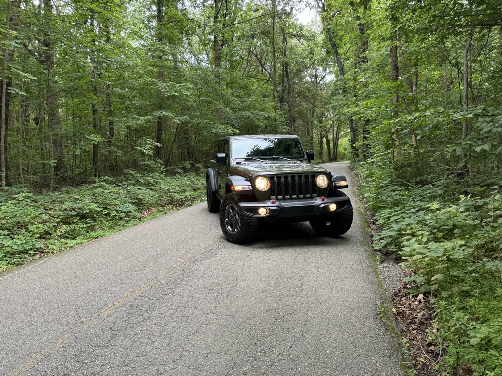 Used 2023 Jeep Gladiator Rubicon w/ Cold Weather Group AWD/4WD image 5