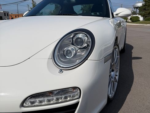 Used 2009 Porsche 911 Carrera S RWD image 24