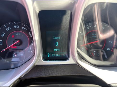 Used 2015 Chevrolet Camaro LS RWD image 9