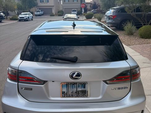 Used 2015 Lexus CT 200h w/ F Sport w/Nuluxe Interior FWD image 13