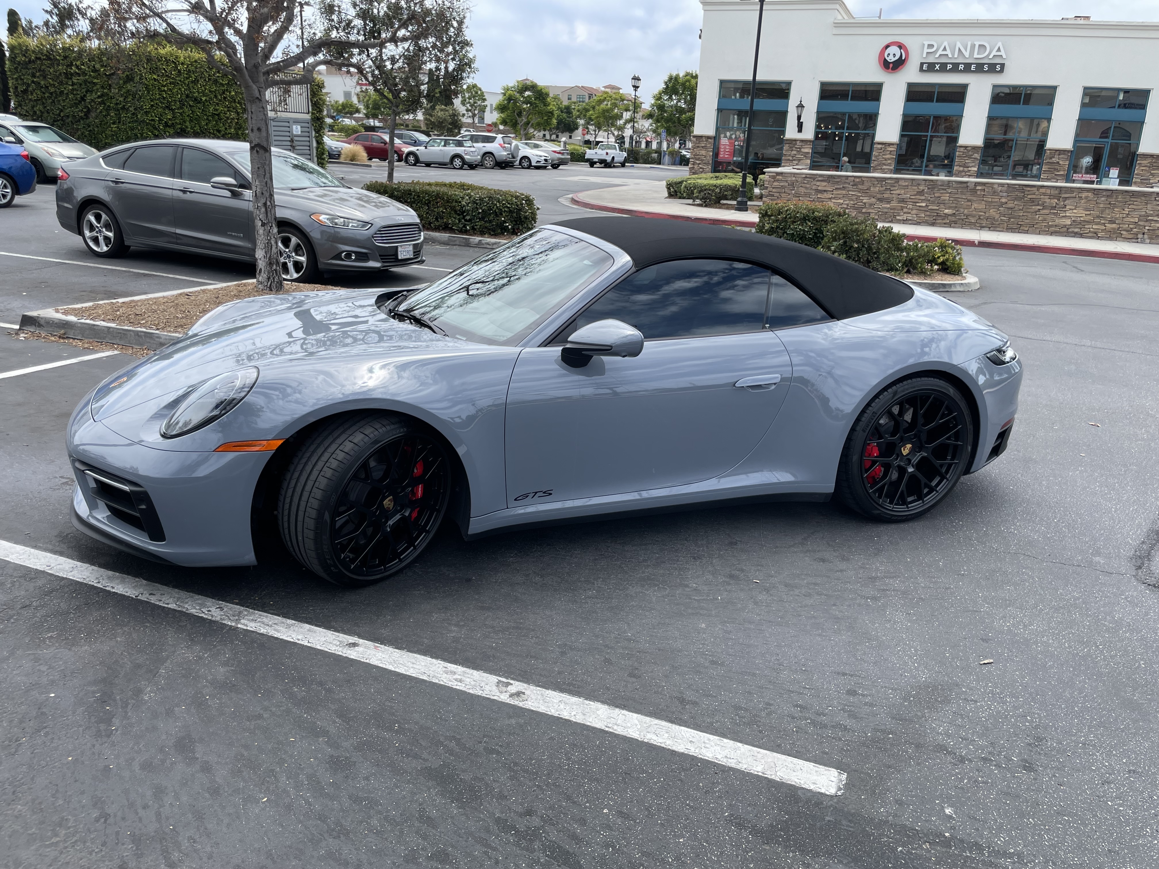 Used 2023 Porsche 911 Carrera 4 GTS AWD/4WD image 4