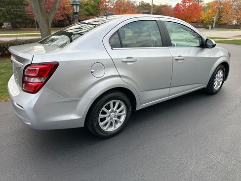 Used 2017 Chevrolet Sonic LT image 12