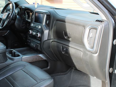 Used 2021 GMC Sierra 2500 Denali w/ Denali Ultimate Package image 10