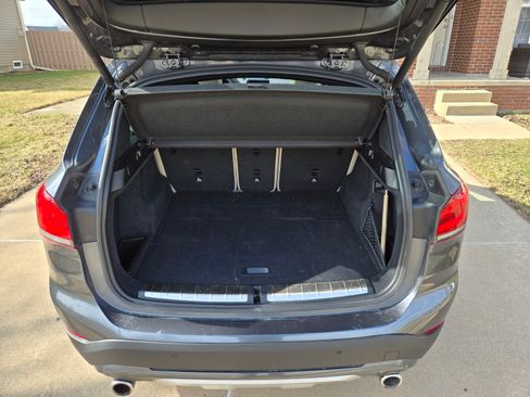 Used 2021 BMW X1 xDrive28i w/ Premium Package image 13