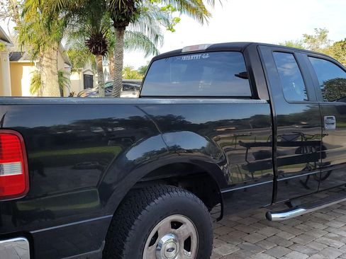 Used 2005 Ford F150 XLT image 10