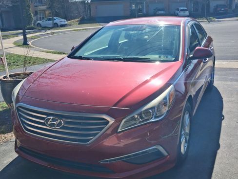 Used 2015 Hyundai Sonata SE w/ Option Group 09 image 9