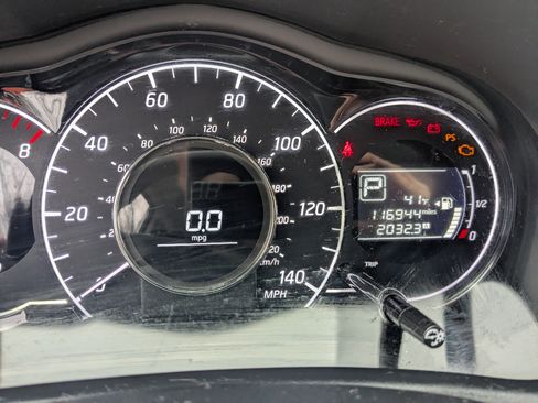 Used 2015 Nissan Versa Note SV image 14