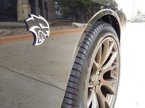 Used 2015 Dodge Challenger SRT Hellcat image 4