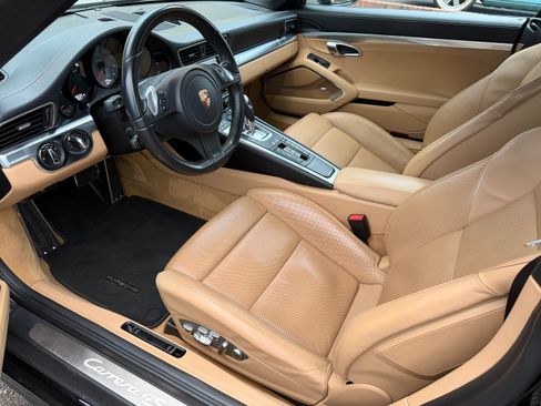 Used 2015 Porsche 911 Carrera 4S AWD/4WD image 26