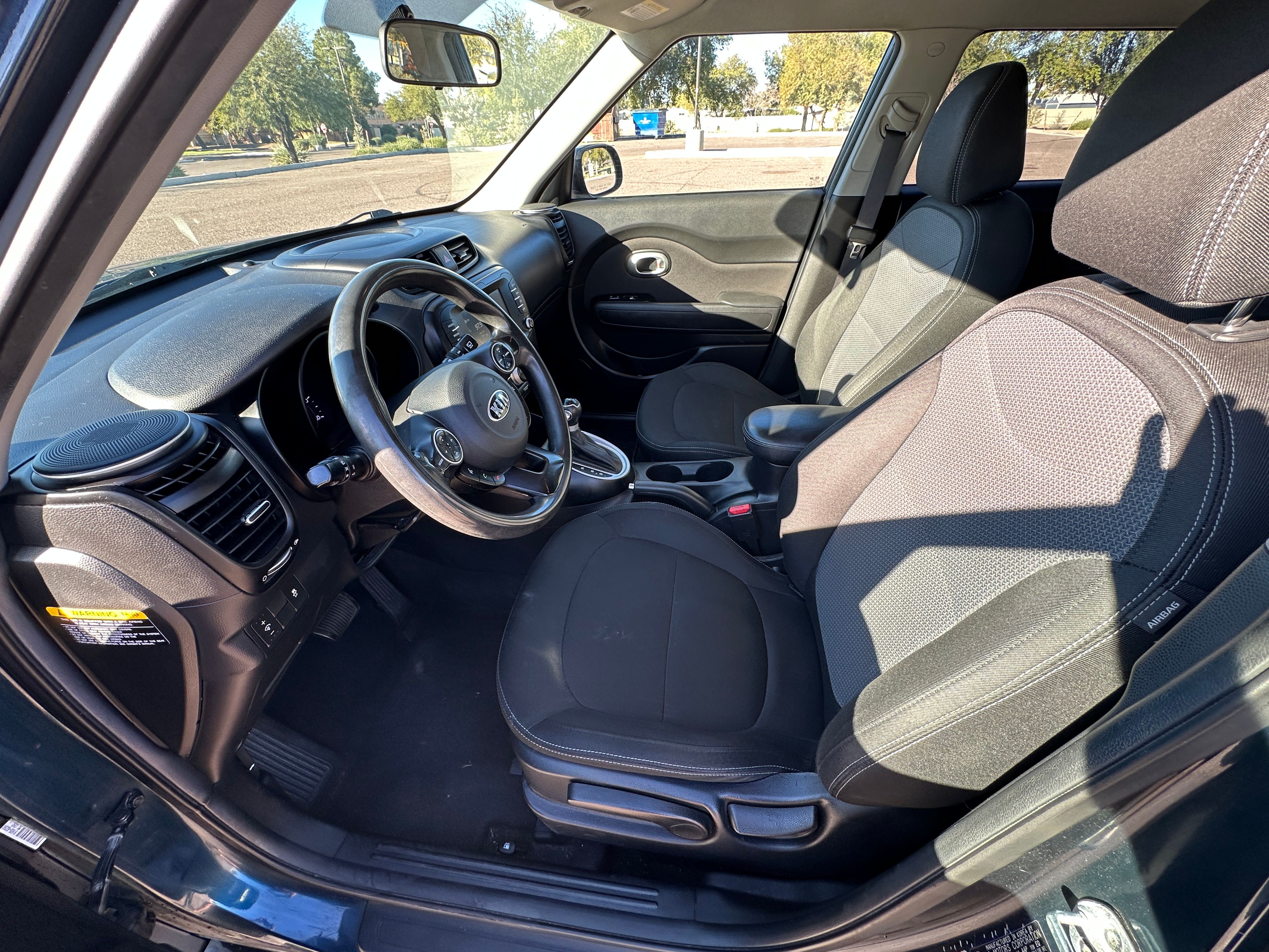 Used 2018 Kia Soul + FWD image 15