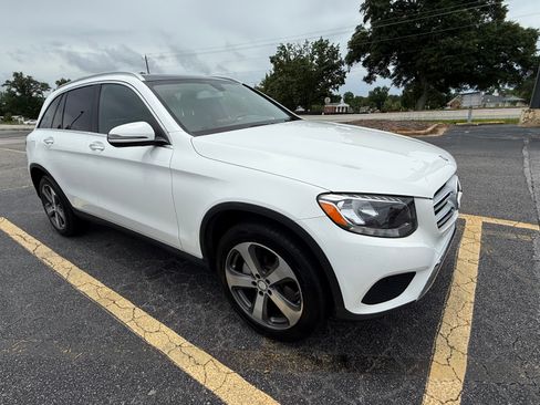 Used 2016 Mercedes-Benz GLC 300 image 2