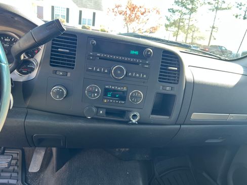 Used 2008 Chevrolet Silverado 1500 LT w/ 1LT Convenience Package image 16