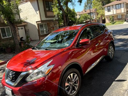 Used 2017 Nissan Murano SV w/ Cargo Package image 2