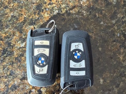 Used 2013 BMW 535i xDrive Sedan AWD/4WD image 10