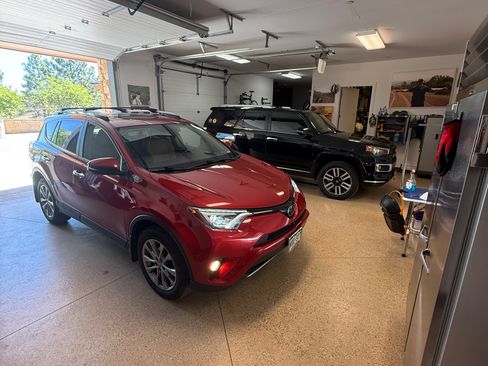 Used 2017 Toyota RAV4 Limited w/ Advanced Technology Package AWD/4WD image 14