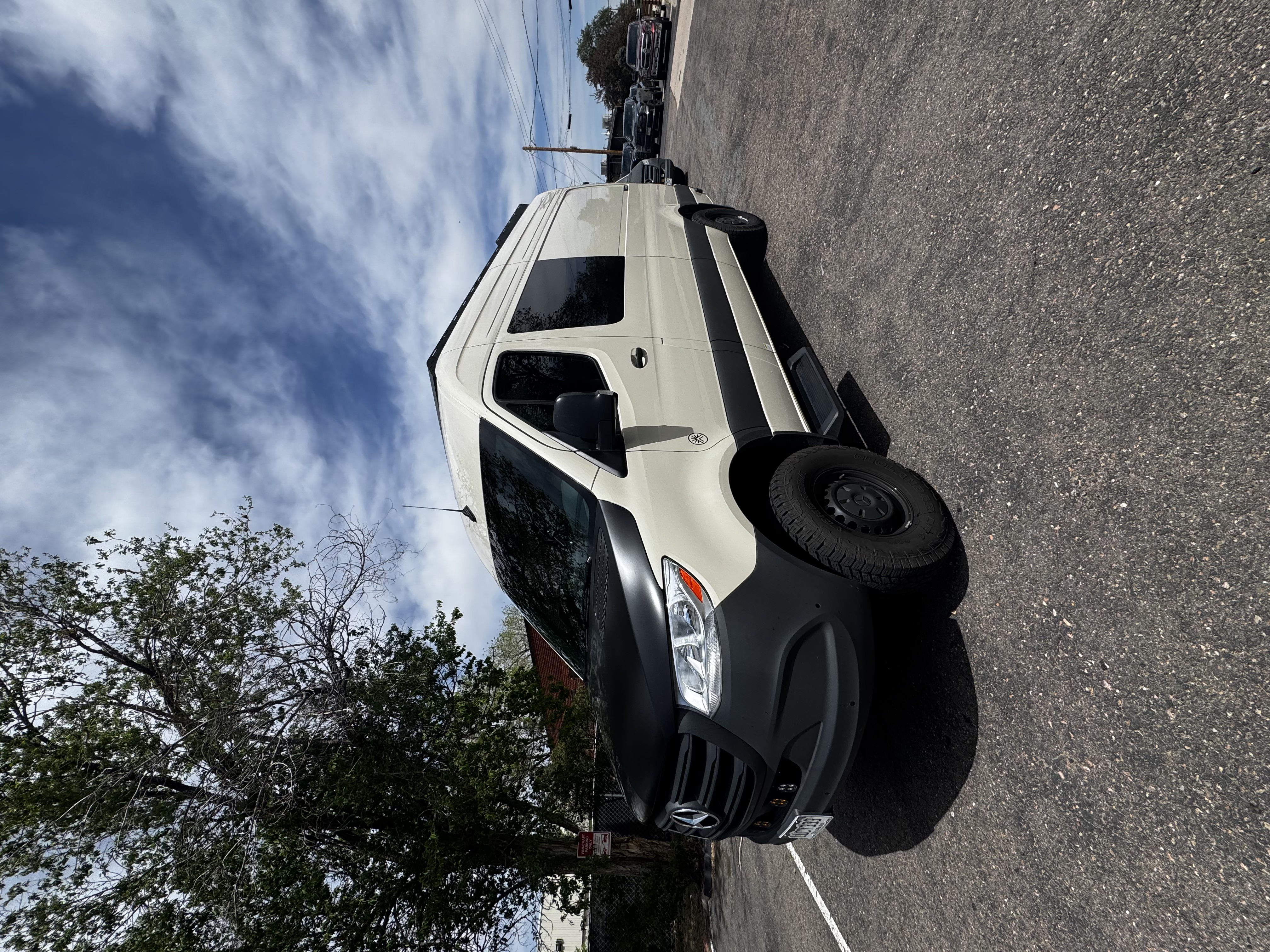 Used 2025 Mercedes-Benz Sprinter 2500 image 1