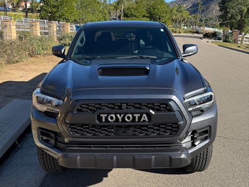 Used 2023 Toyota Tacoma TRD Pro image 4