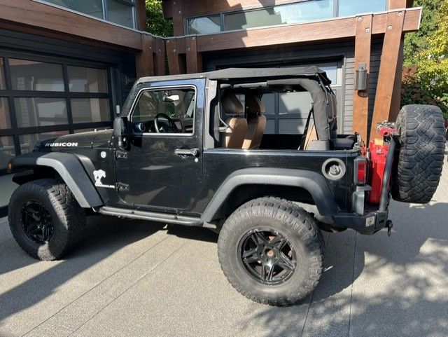 Used 2013 Jeep Wrangler Rubicon w/ PWR Convenience Group AWD/4WD image 10
