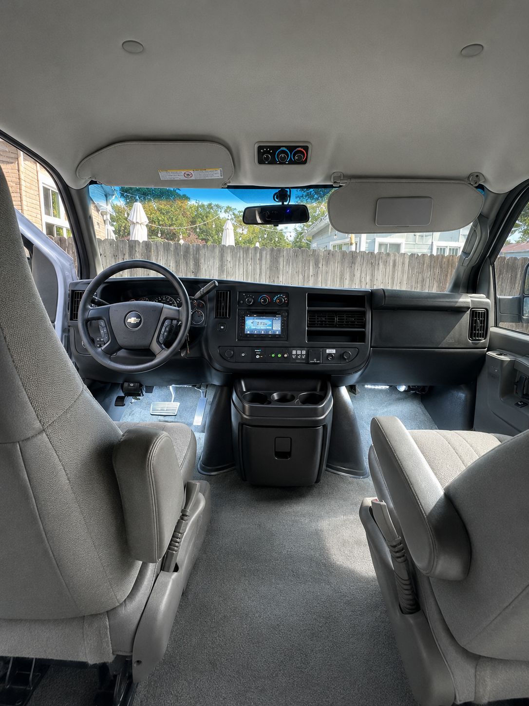 Used 2017 Chevrolet Express 3500 LT w/ LT Preferred Equipment Group RWD image 13