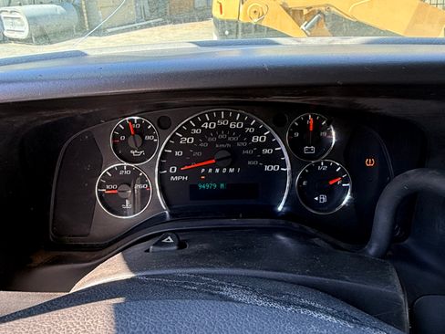 Used 2014 Chevrolet Express 3500 image 14