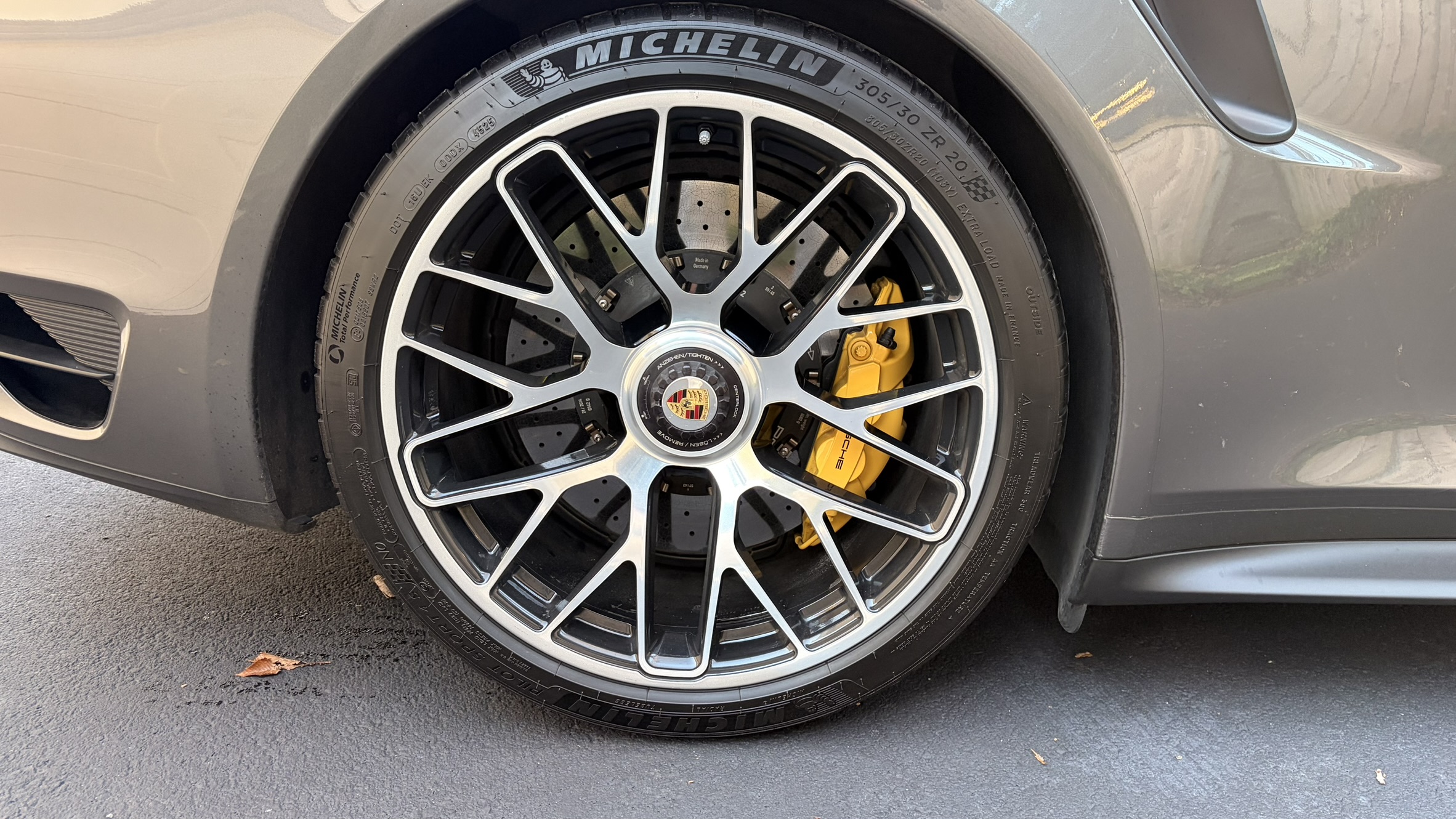 Used 2015 Porsche 911 Turbo S AWD/4WD image 13