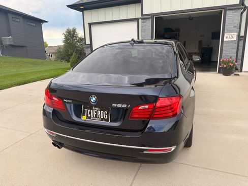 Used 2016 BMW 528i xDrive Sedan AWD/4WD image 6