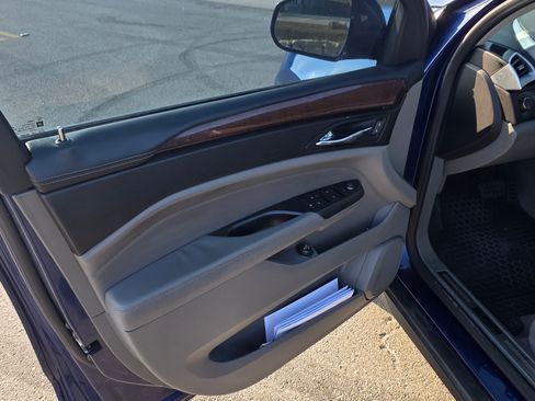 Used 2012 Cadillac SRX Luxury w/ LPO, U-Rail D-Rings Package image 6