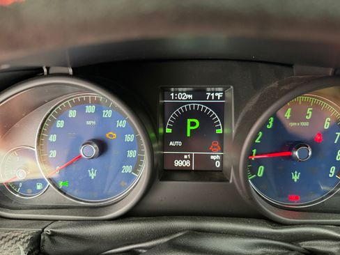 Used 2019 Maserati GranTurismo Sport RWD image 12