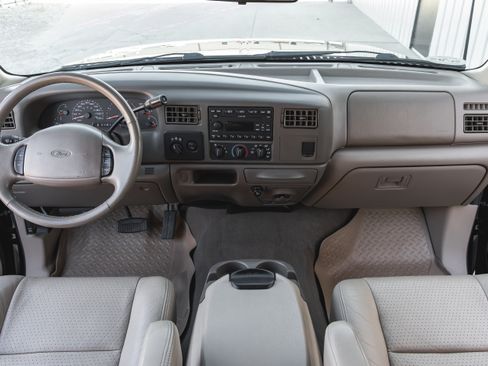 Used 2002 Ford F350 4x4 Crew Cab Super Duty image 6