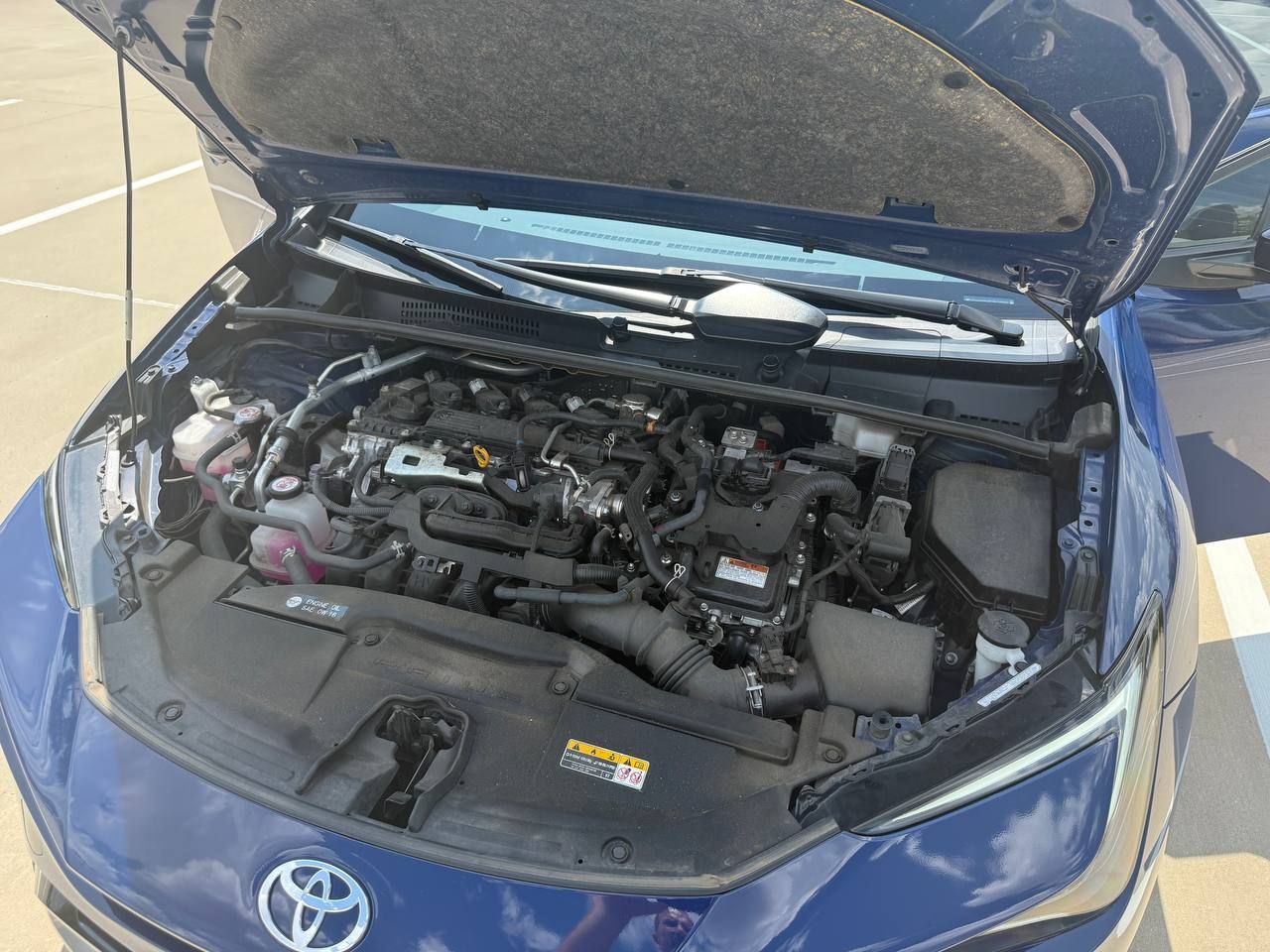 Used 2023 Toyota Prius Limited w/ Limited Premium Package FWD image 16