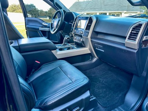 Used 2017 Ford F150 Lariat w/ Equipment Group 502A Luxury image 24