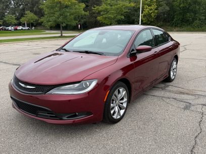Used 2015 Chrysler 200 S w/ Comfort Group