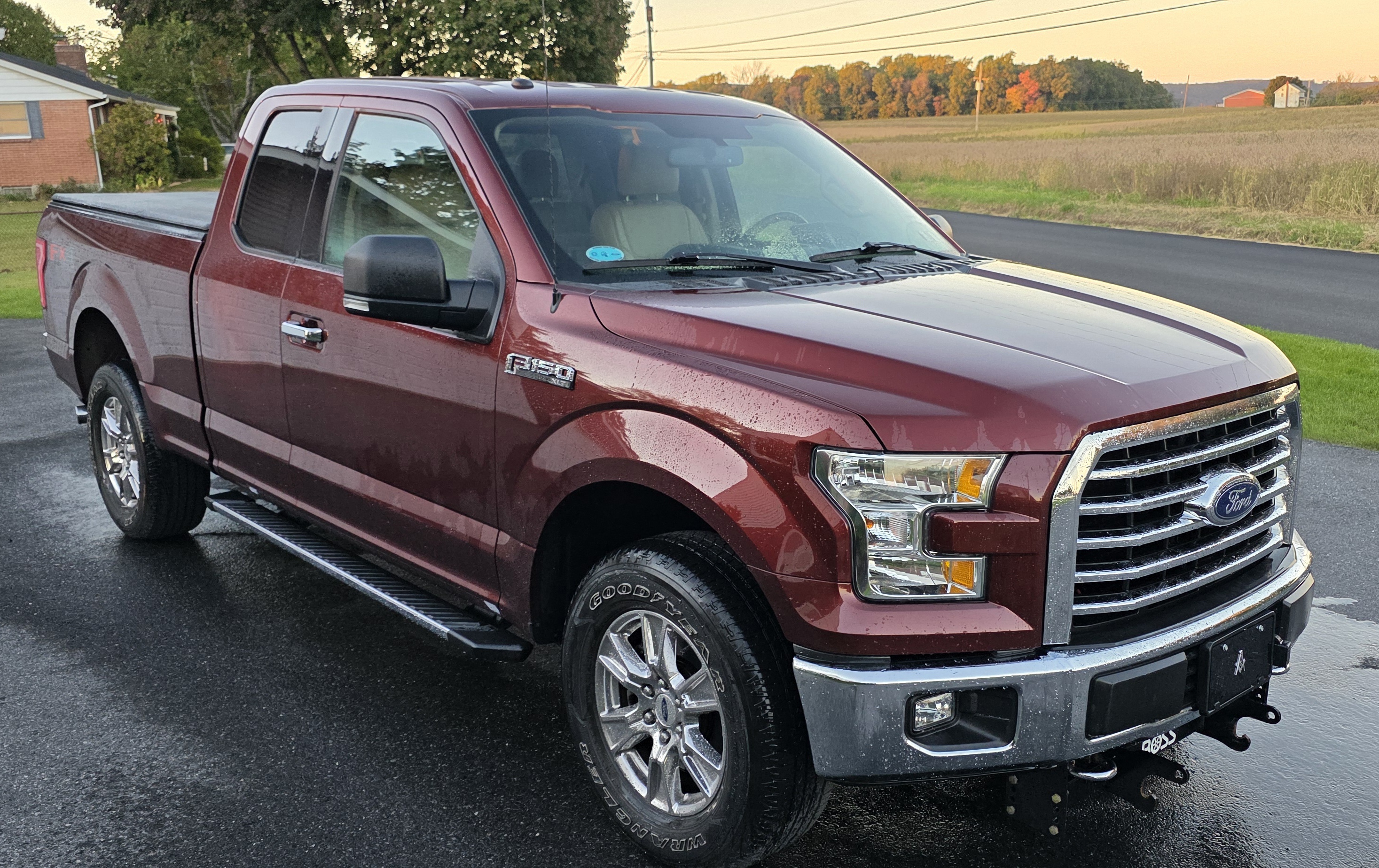 Used 2016 Ford F150 XLT w/ Equipment Group 302A Luxury AWD/4WD image 6