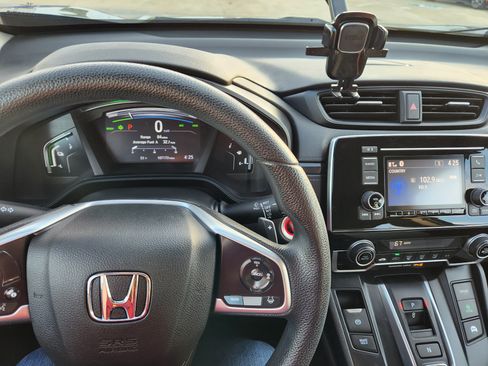 Used 2020 Honda CR-V LX image 2