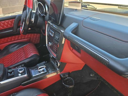 Used 2017 Mercedes-Benz G 63 AMG 4MATIC image 17