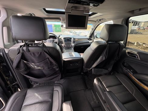 Used 2017 GMC Yukon XL Denali image 16