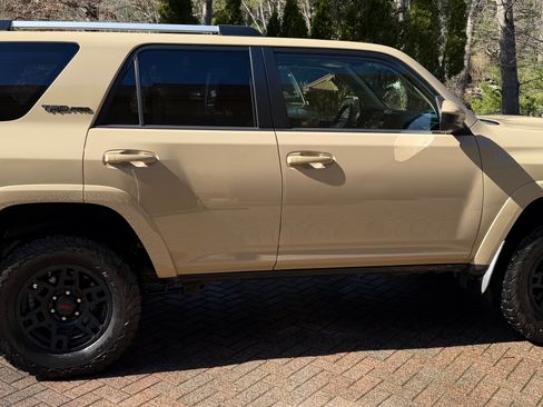 Used 2016 Toyota 4Runner TRD Pro image 9