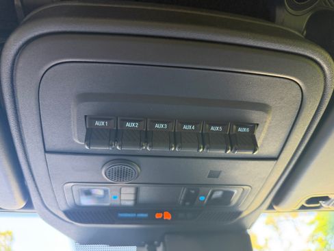 Used 2022 Ford Bronco Wildtrak AWD/4WD image 13