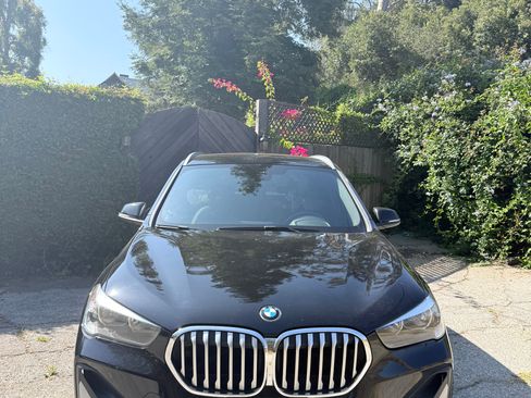 Used 2021 BMW X1 sDrive28i FWD image 2