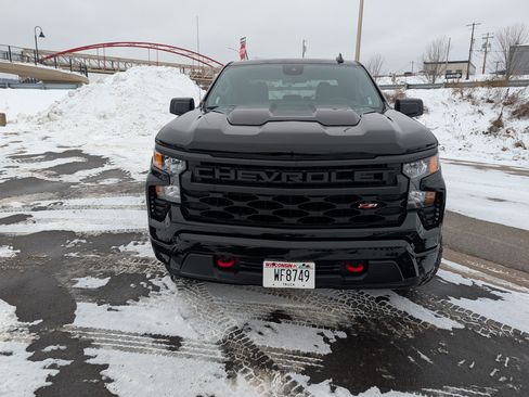 Used 2024 Chevrolet Silverado 1500 Custom Trail Boss image 2