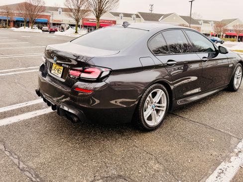 Used 2014 BMW 528i xDrive Sedan image 4