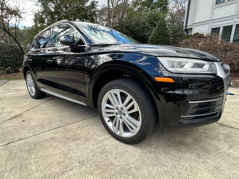 Used 2018 Audi Q5 2.0T Premium Plus image 2