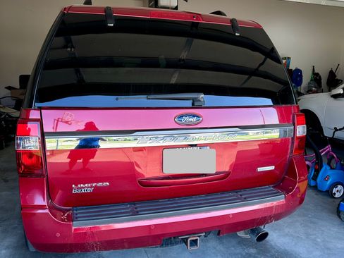 Used 2016 Ford Expedition Limited w/ Equipment Group 301A image 7