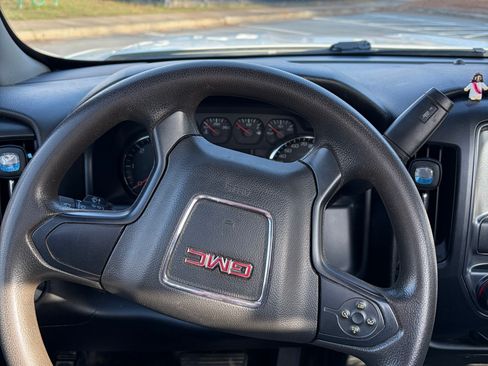 Used 2016 GMC Sierra 1500 2WD Regular Cab image 24