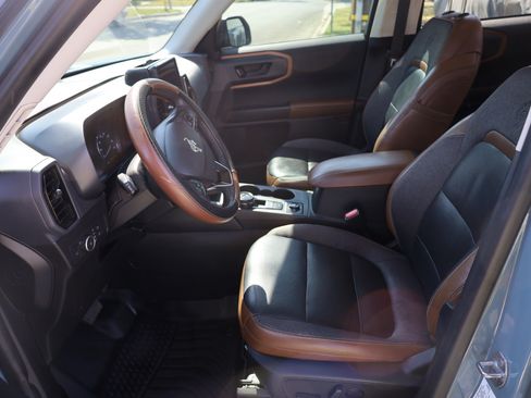 Used 2021 Ford Bronco Sport Outer Banks image 9