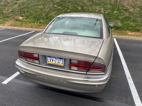 Used 2001 Buick Park Avenue w/ Prestige Pkg image 12