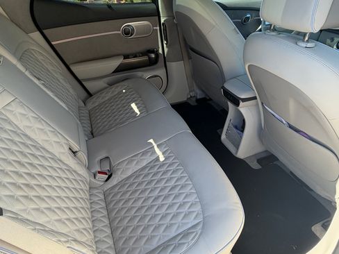 Used 2023 Genesis GV60 Performance AWD/4WD image 6