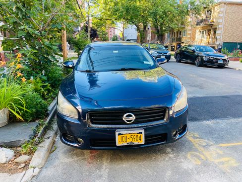 Used 2014 Nissan Maxima 3.5 S w/ Limited Edition Package FWD image 1