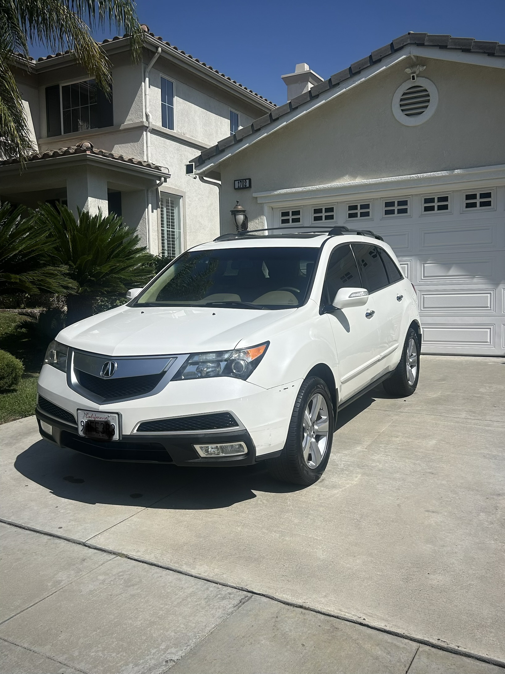 Used 2012 Acura MDX w/ Tech & Entertainment Pkg AWD/4WD image 4