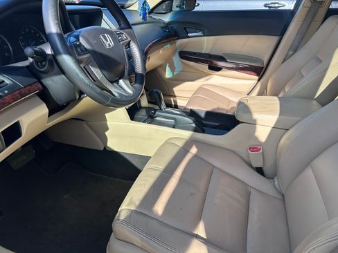 Used 2011 Honda Crosstour EX-L image 5